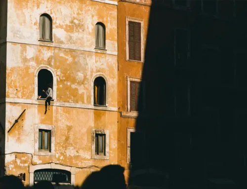 Come incide la povertà abitativa sulla vita dei minori